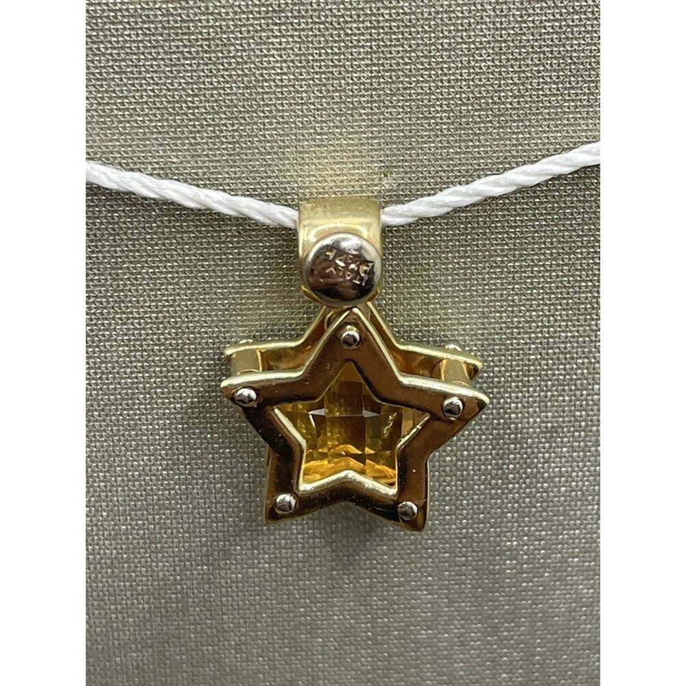 14K Yellow Gold Star w/ Orange Stone Pendant (25298)
